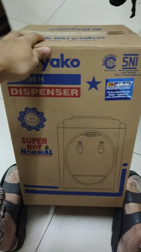 Dijual murah dispenser w 189 h