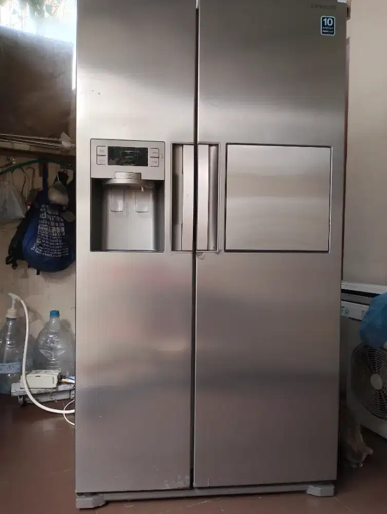 mkulkas side by side Samsung