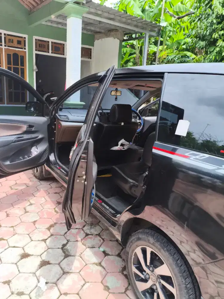 Toyota Avanza 2017Bensin