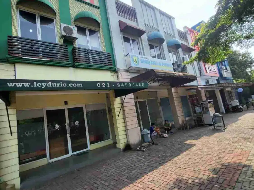Ruko Full Furnishe sekaligus bisa mjd tempat hunian di central bisnis Bukit Golf Cibubur.