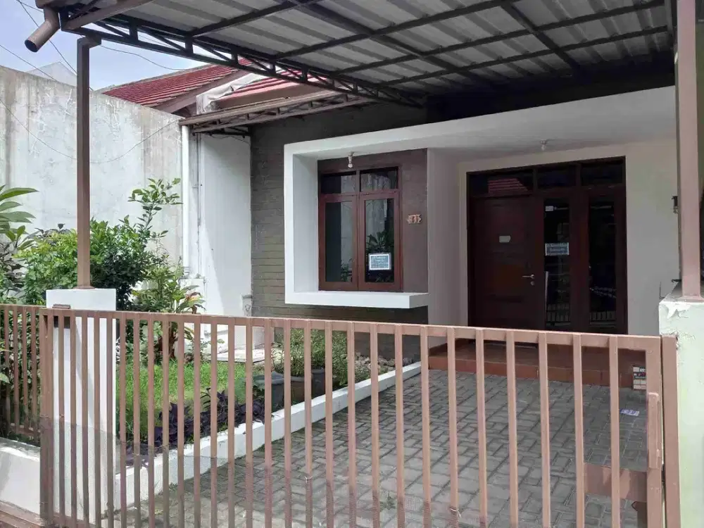 Disewakan Rumah Puri Dago Antapani Siap Huni Dekat Ke Arcamanik