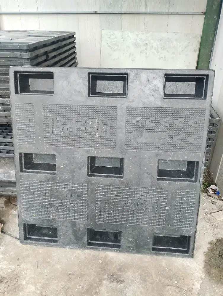 Jual pallet plastik bekas dan baru