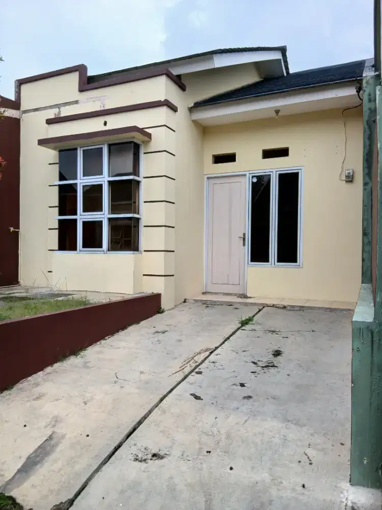 Rumah Murah , ke stasiun serpong hanya 6 menit