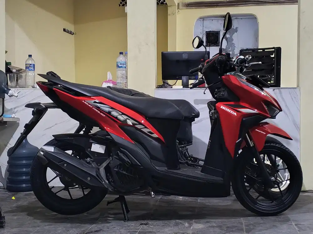 VARIO 125 CBS WARNA MERAH MULUSS