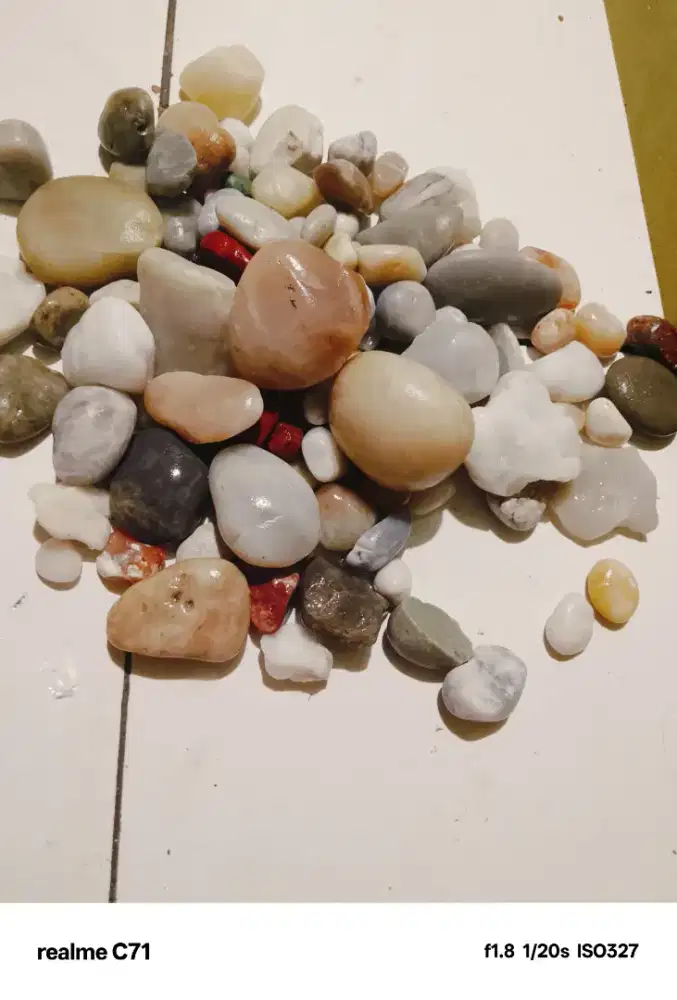 Bahan batu akik kecubung Kalimantan