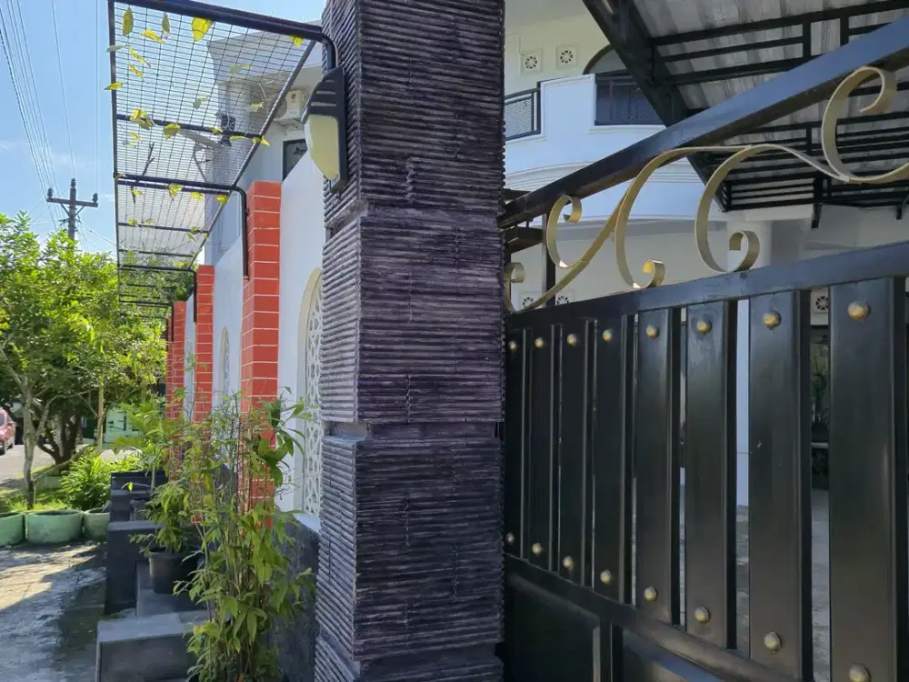 Dijual Rumah Cantik dan Mewah siap Huni,  dengan View yang Asri