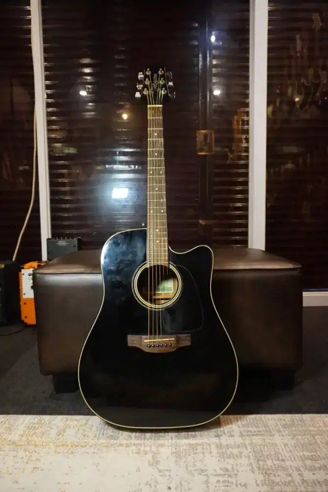 Takamine ED2DC-BLK FREE GIGBAG TEBAL