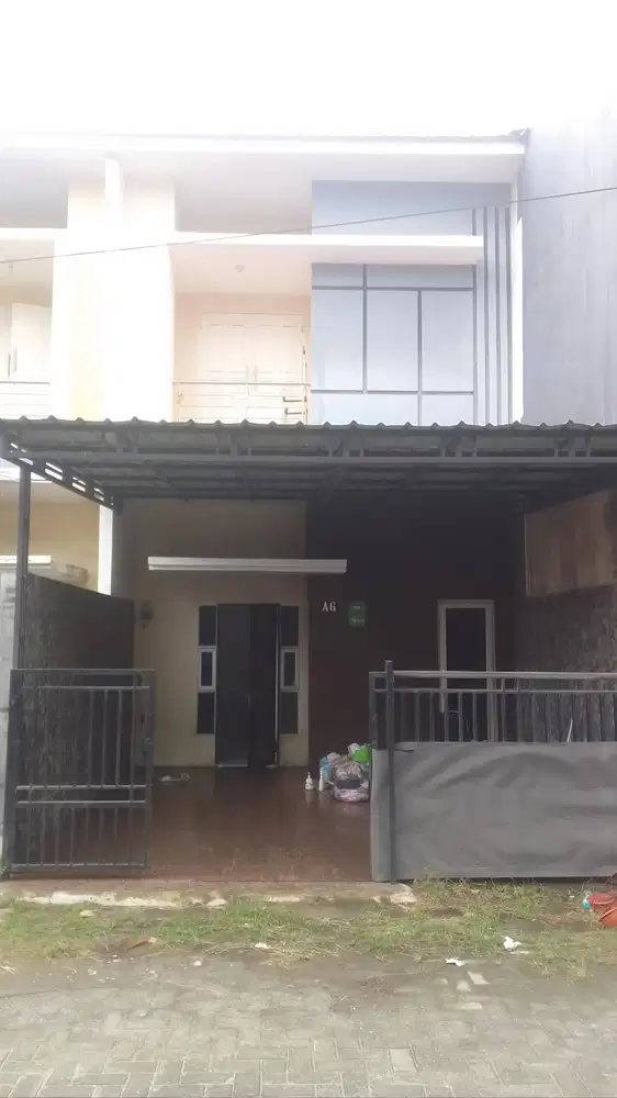 RUMAH DISEWAKAN KOMPLEK MERLION RESIDENCE JALAN BAYU SUNGGAL