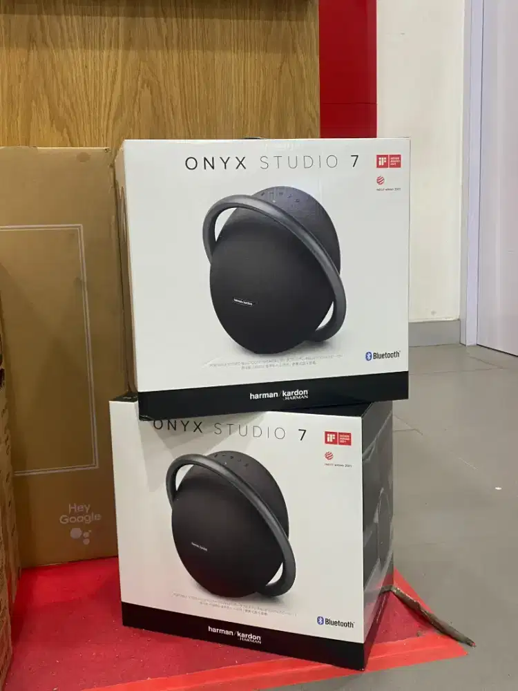Harman Kardon Onyx Studio 7