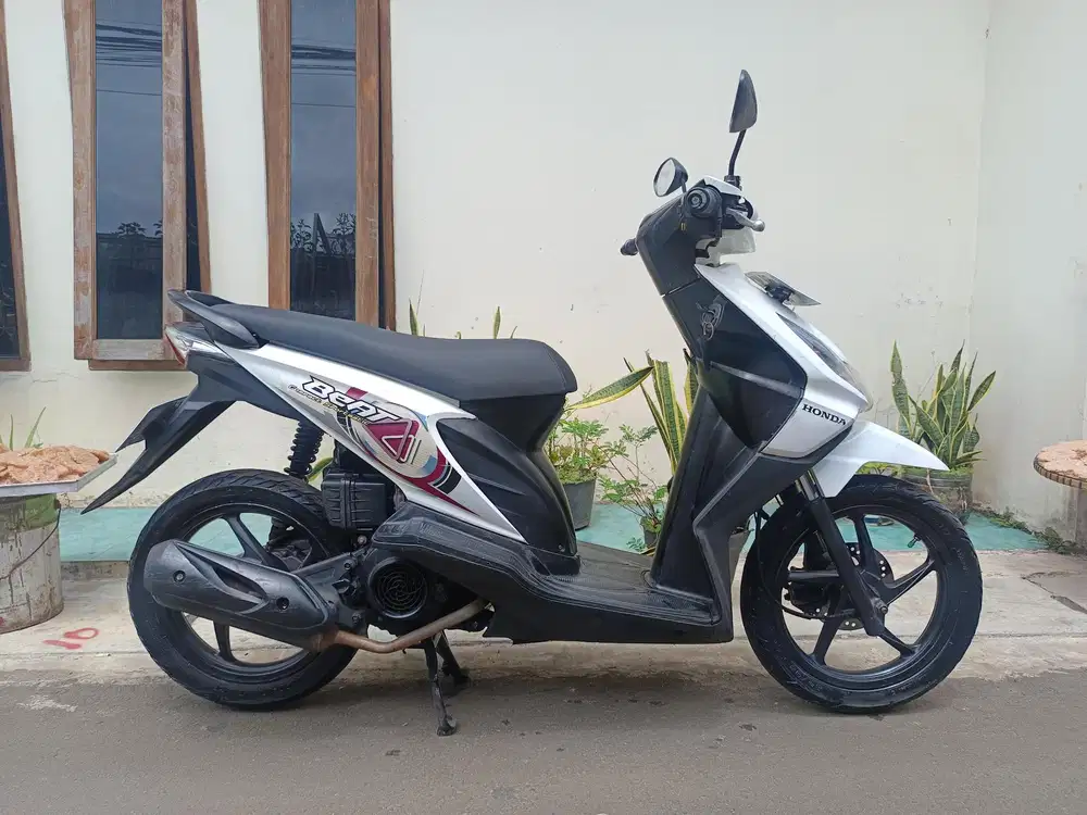 Honda beat karbu 2010 lengkap pajak hidup