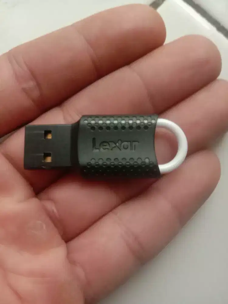 Flashdisk 8gb. normal. cikutra