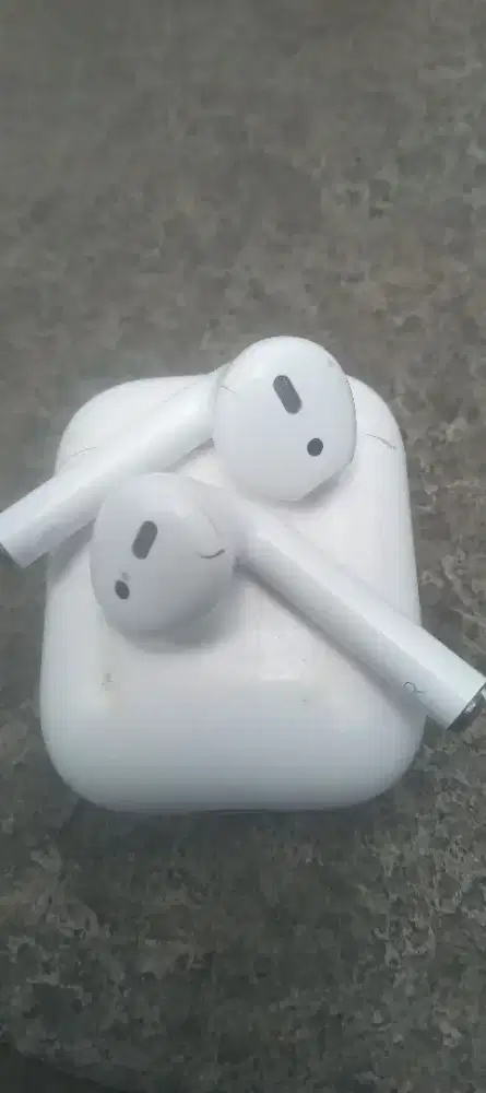 AIRPODS GEN 2 NORMAL