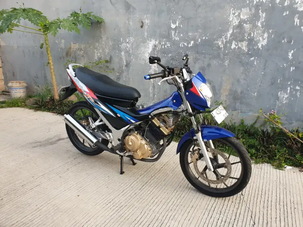 Suzuki satria fu ckd