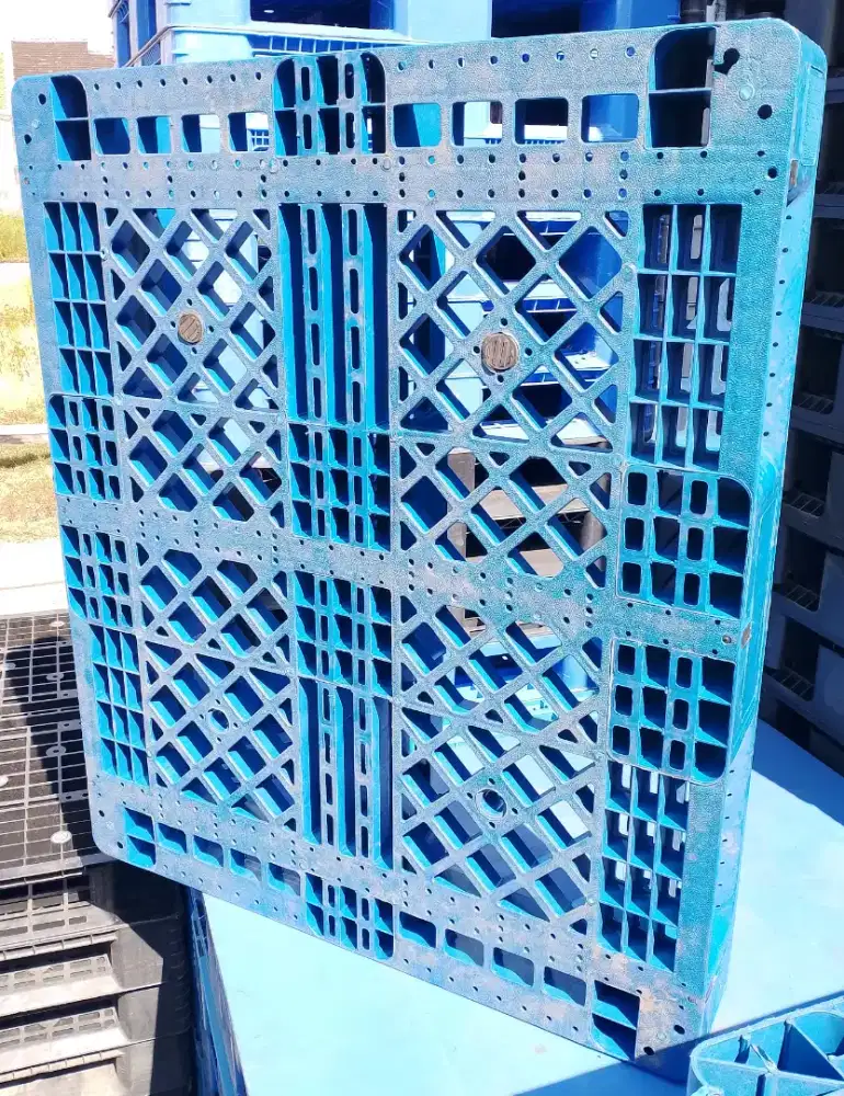Pallet plastik bekas berkualitas
