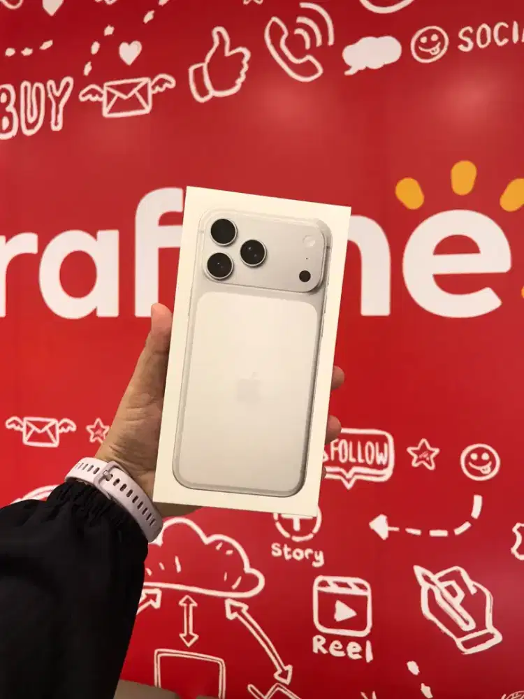 READY IPHONE 17 PM SILVER 512GB CASH/CICILAN ERAFONE CIPUTRA WORLD SBY