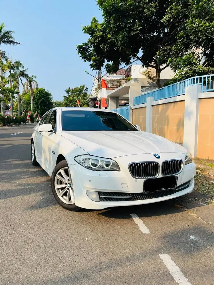 SUPER LOW KM BMW520d DIESEL SUPER IRIT SUNROOF RED INTERIOR AN PRIBADI
