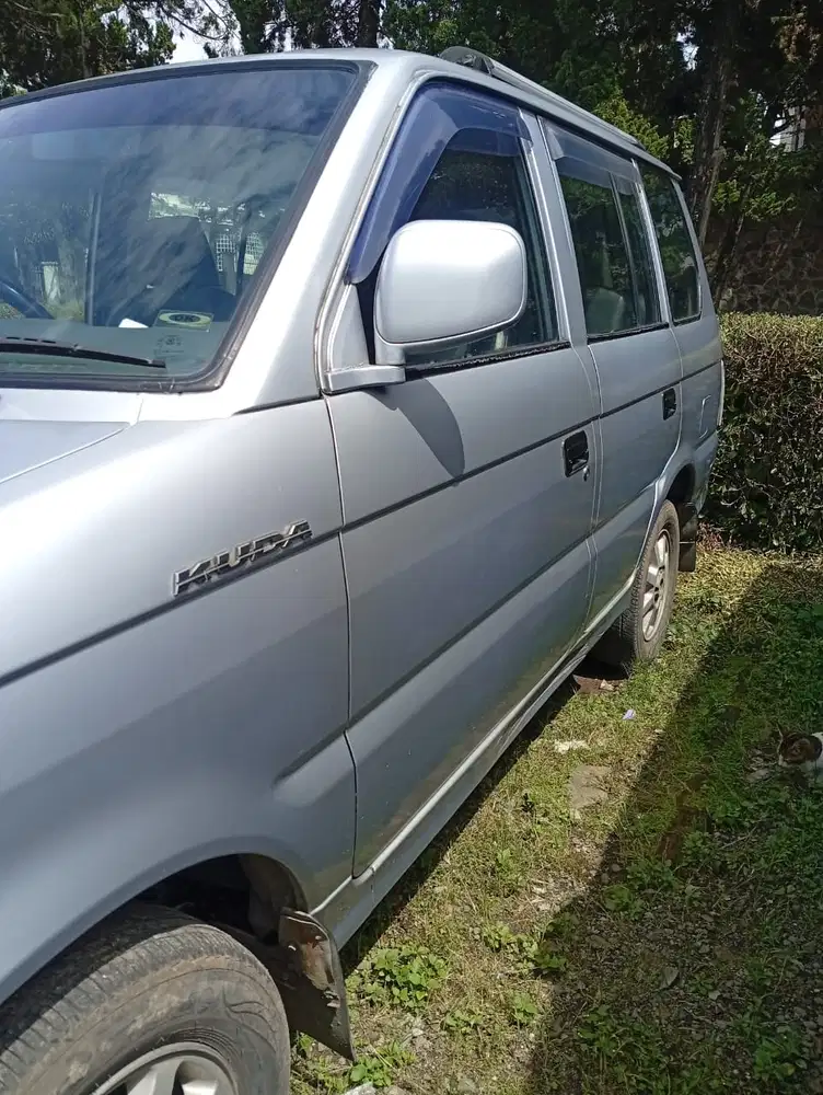Mitsubishi Kuda 2001 Bensin
