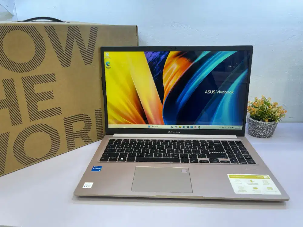 ASUS VIVOBOOK X1502ZA
Ci5 1235U 
Ram 8GB 
SSD 512GB
Display FHD TOUCH