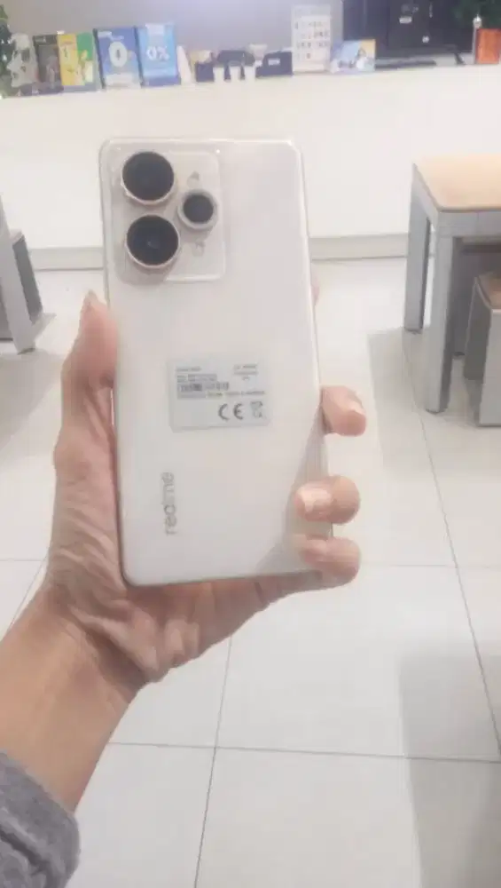 realme 15 pro 12+14/256gb