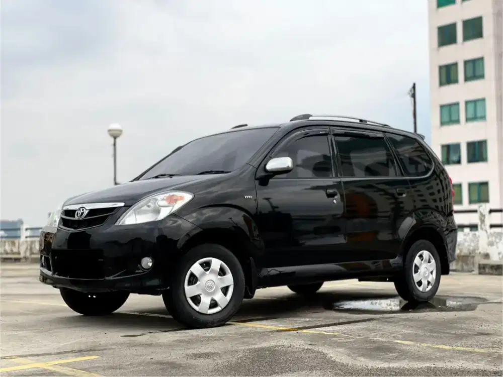 TOYOTA AVANZA 1.3 E MT (MANUAL) 2011