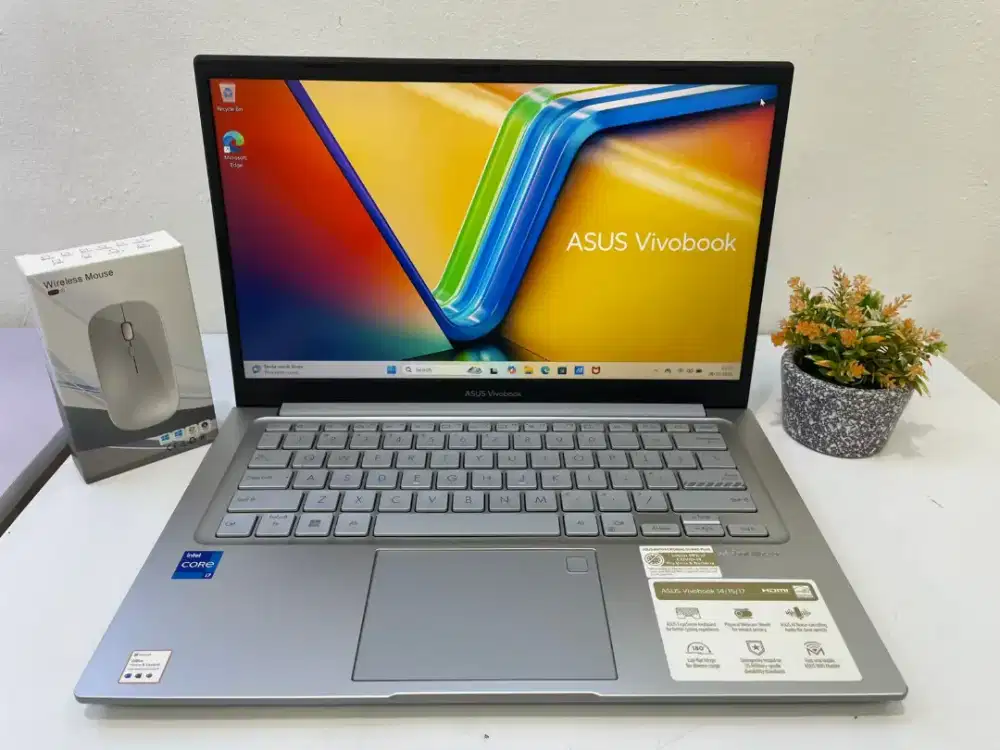 ASUS A1404VA-VIPS Core i7-1355U/8GB/512GB/14” FHD IPS 
garansi on