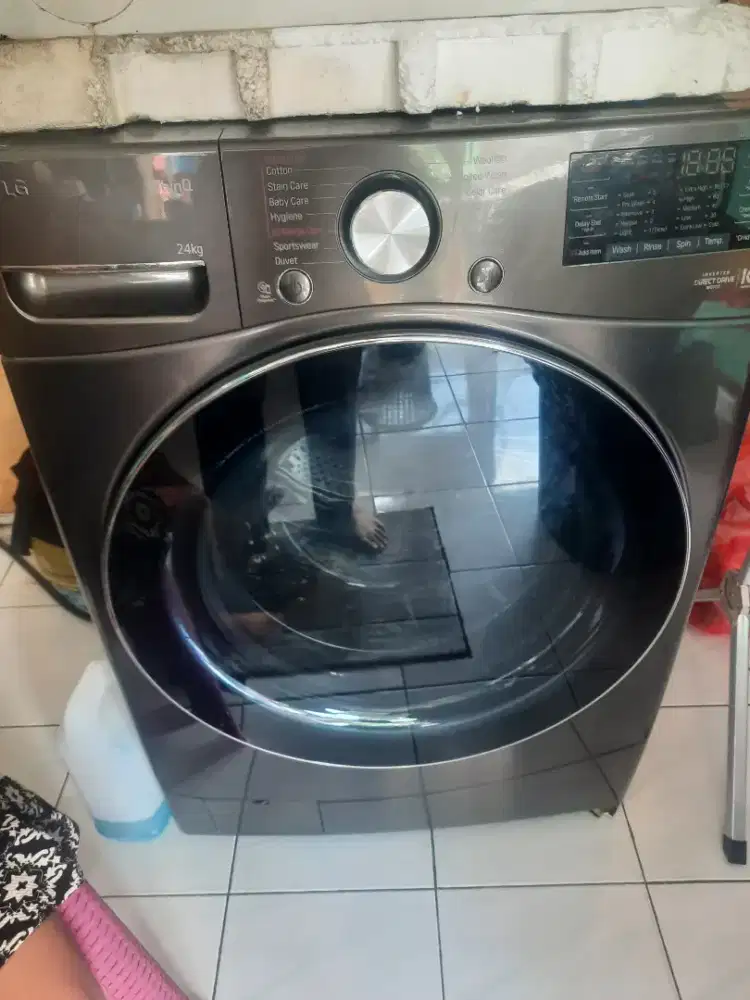 Mesin cuci LG 24kg, front loading