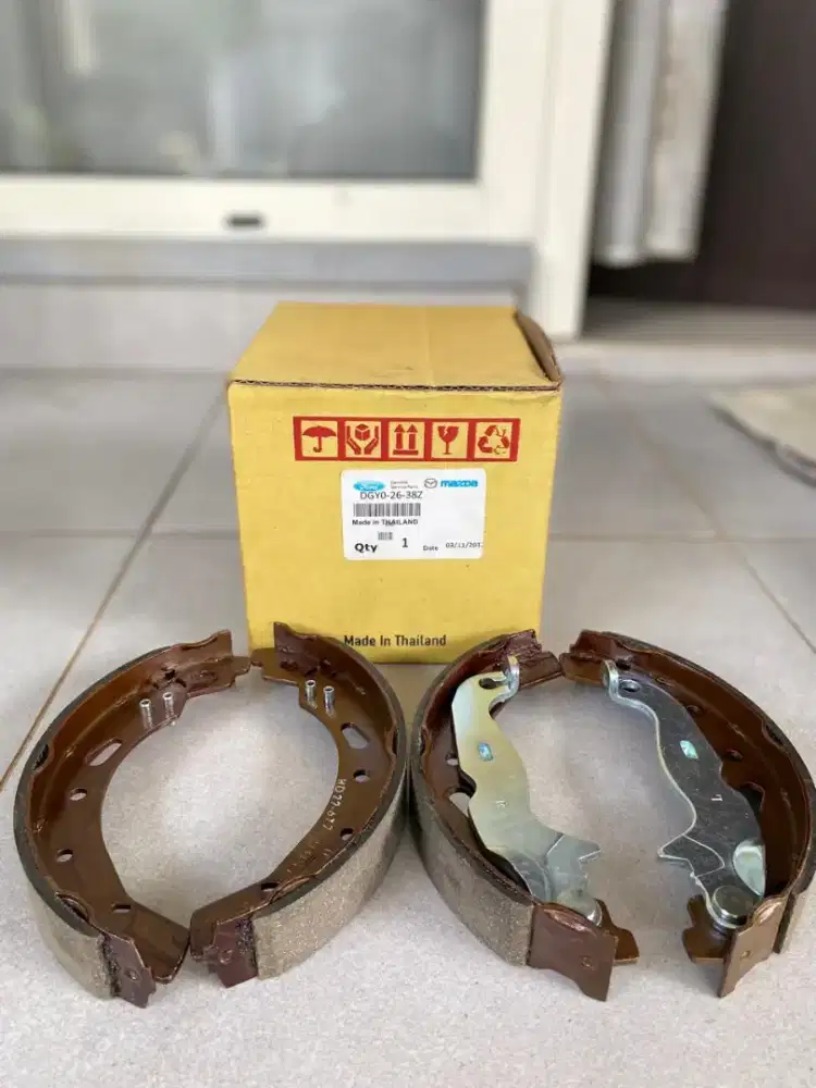 Kampas Rem Belakang Mazda 2 Ford Fiesta