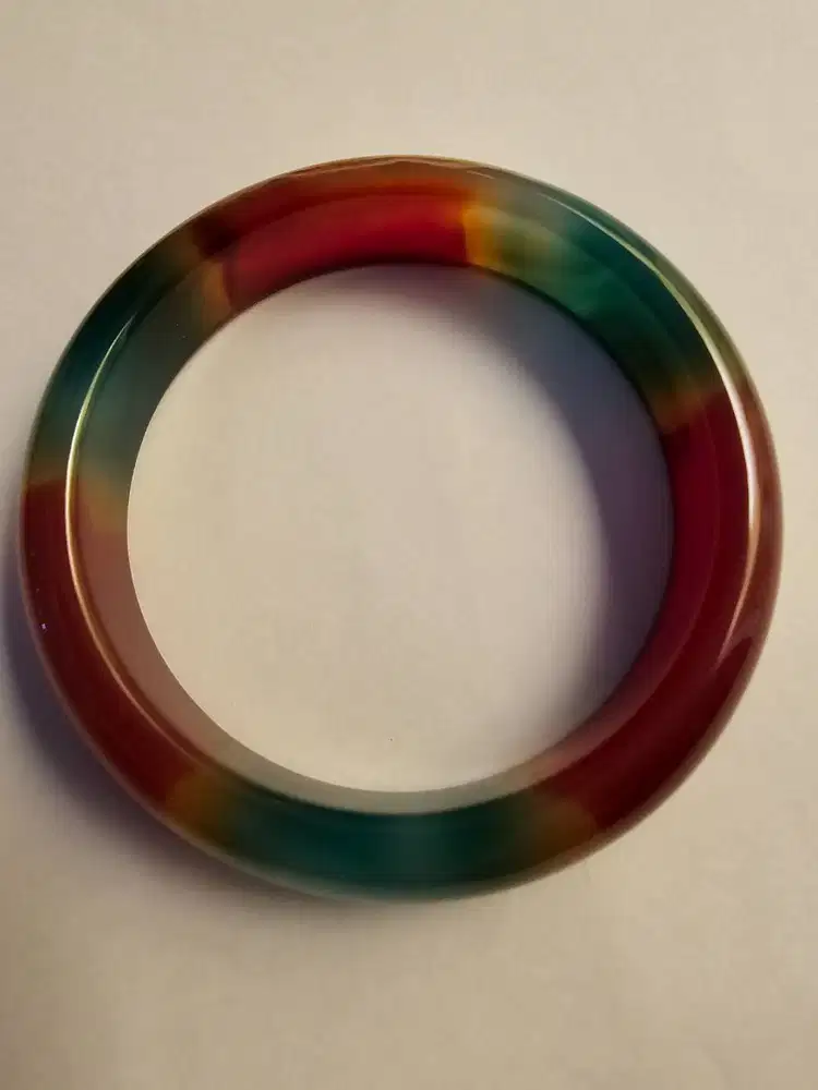 Gelang Giok Berwarna