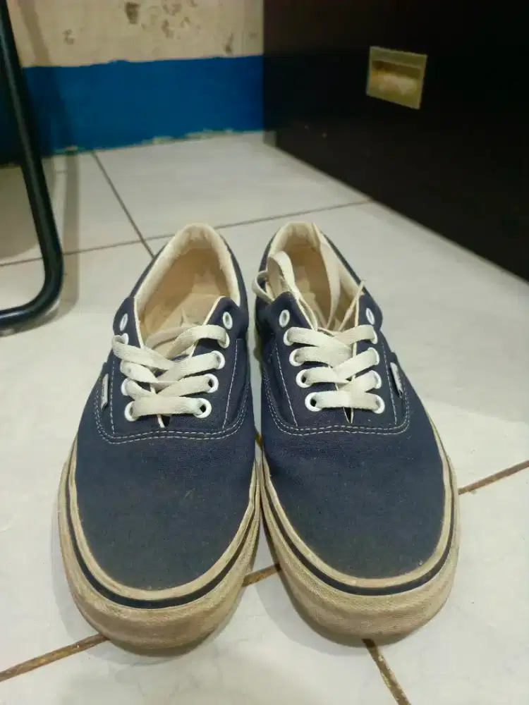 Sepatu Vans Authen no box