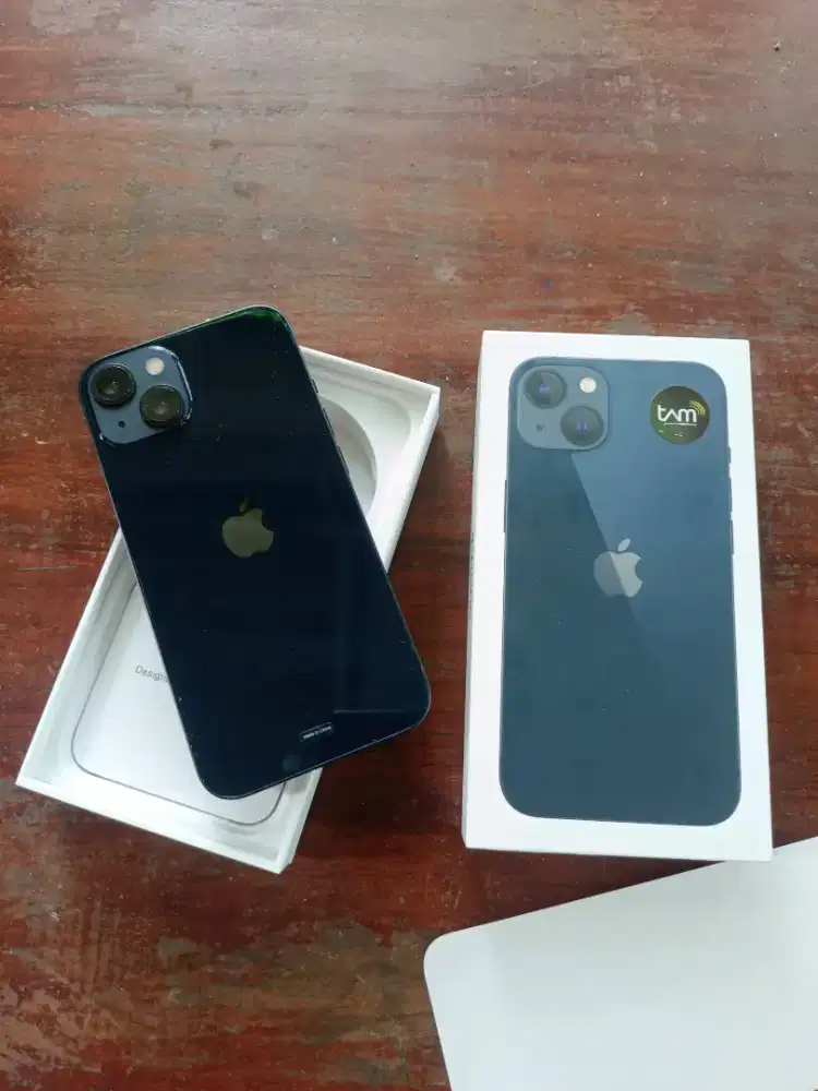 Iphone 13 128gb black iBox bh 94 garansi on 7/2025 mulus fulset NETTT