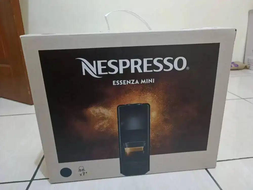 JUAL CEPAT Nespresso Essenza Mini C30 (Black) !!!