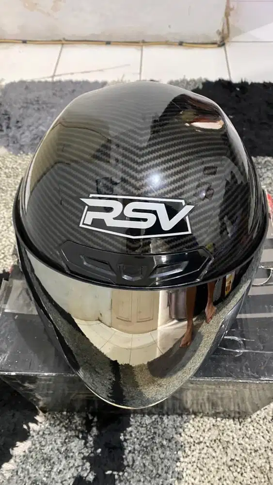 HELM RSV NEW WINDTAIL CARBON