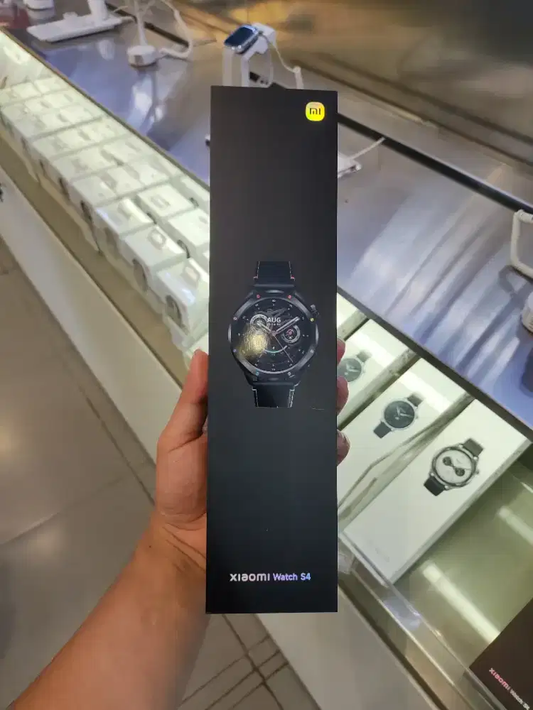 XIAOMI WATCH S4 RAINBOW COLOUR DISKON