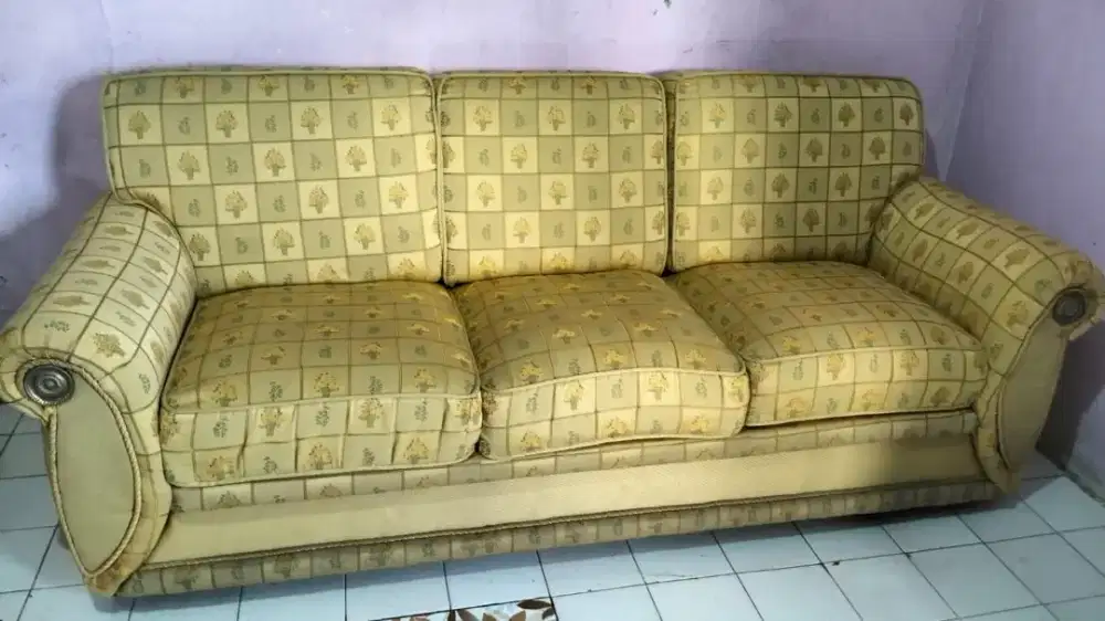 Sofa panjang full busa
