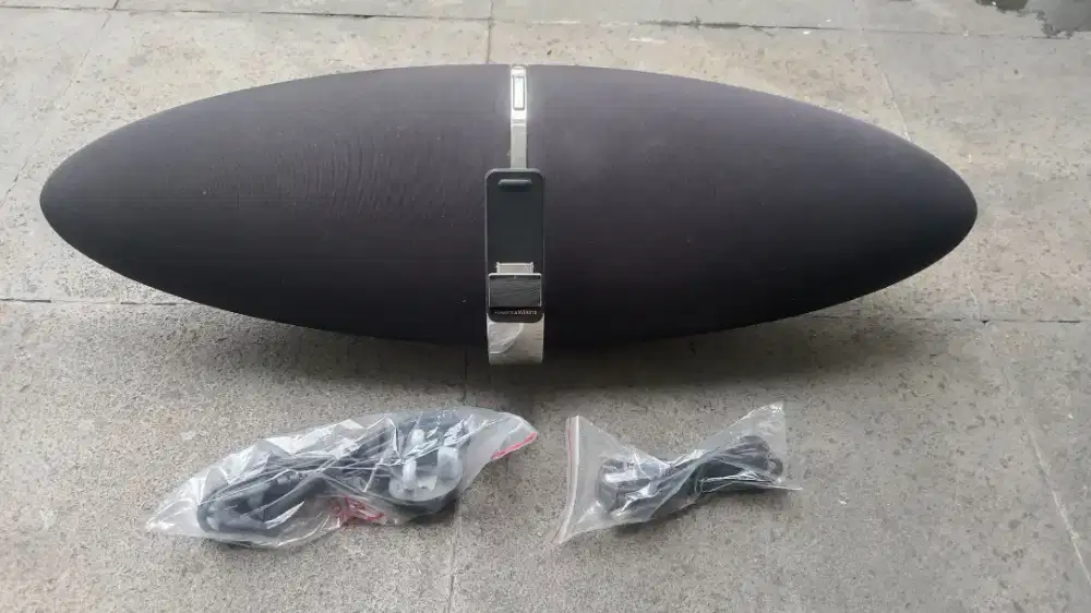 Bowers & wilkins zeppelin air normal mulus murah cod