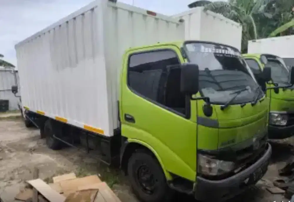 Hino Dutro engkel long box th 2020 pjg box 4.7 mtr