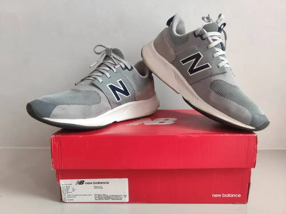 Sepatu New Balance Dynasoft UA900