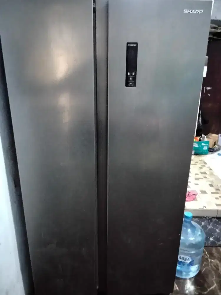 Kulkas 4 pintu sharp kondisi 98%