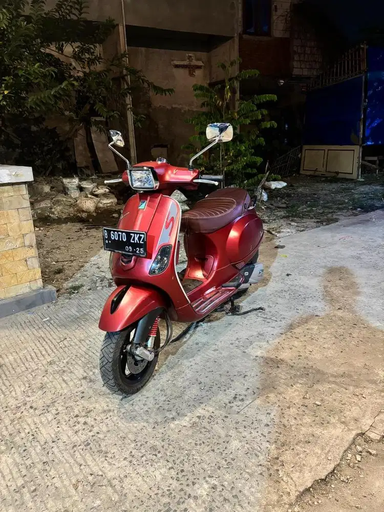 Vespa s iget 125 2018