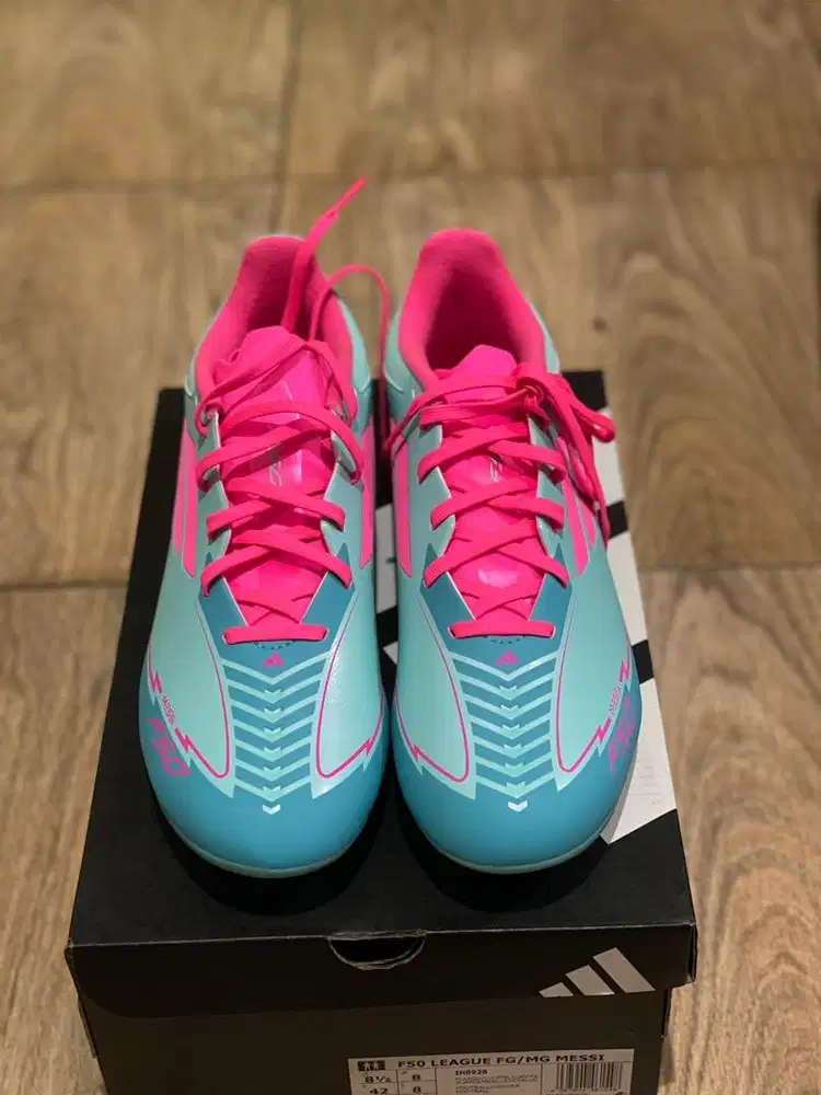 Sepatu Bola Adidas F50