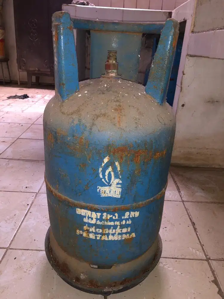 Jual tabung gas 12 kg warna biru