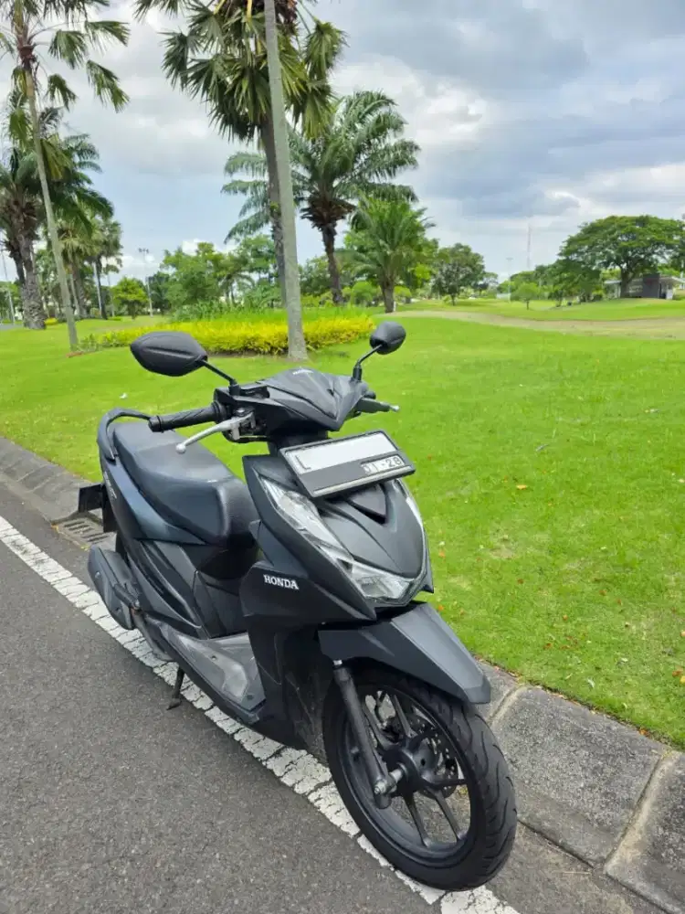 Honda BeAT Deluxe Black ISS NIK 2022 Reg 2023 Low ODO Sangat Terawat
