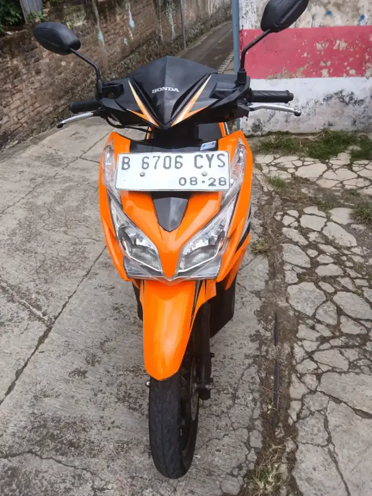 Jual Vario 125 KZR plat B Tangerang