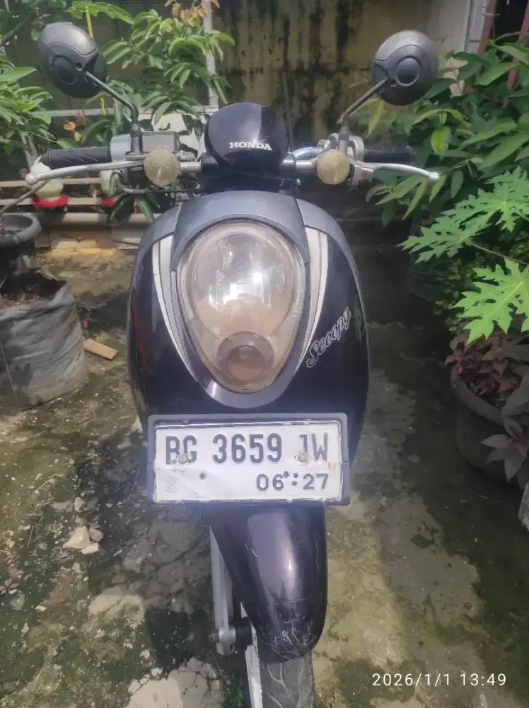 Scoopy 2011 karbu full original