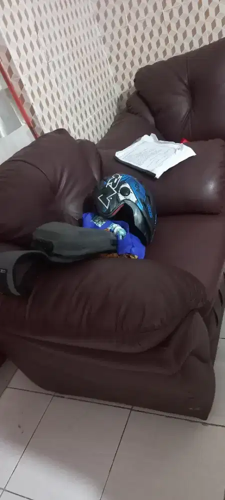 Sofa bagus dan empuk