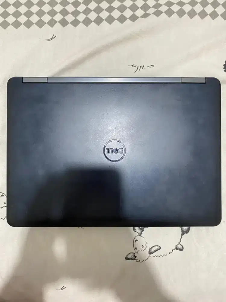 Dijual Laptop Pemakaian Cewe