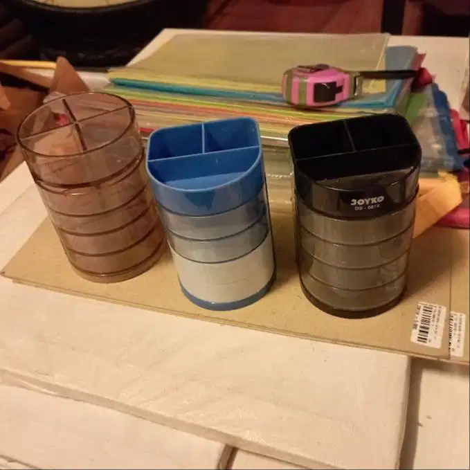 Tempat Organizer Alat Tulis Kantor