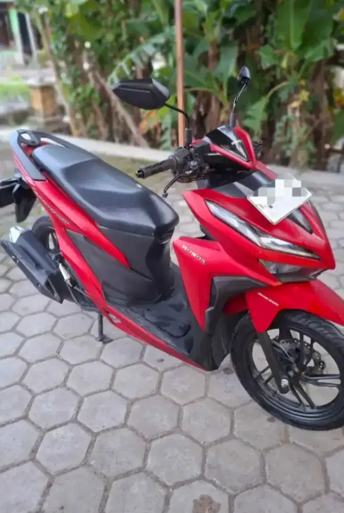 Vario 150cc 2022 surat lengkap pajak hidup plat s Mojokerto