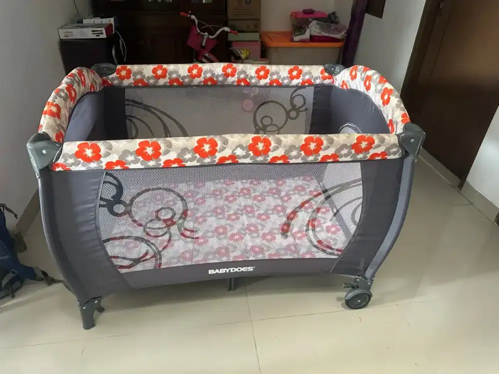 Box bayi baby does easy fold