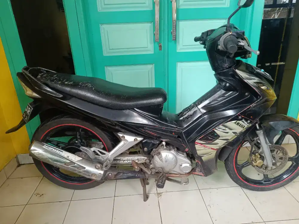 Di jual aja jupiter MX tahun 2005